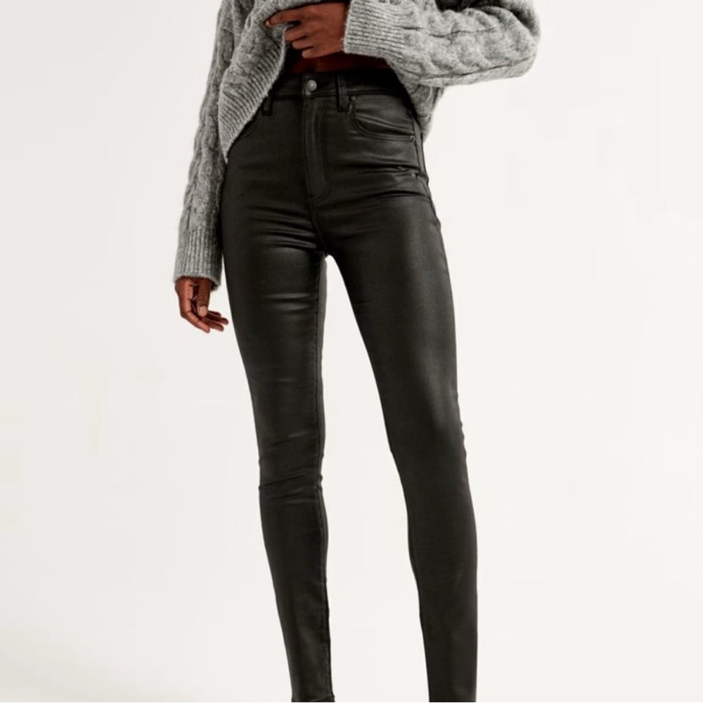 Abercrombie & Fitch Black High Rise Black Coated Jeans